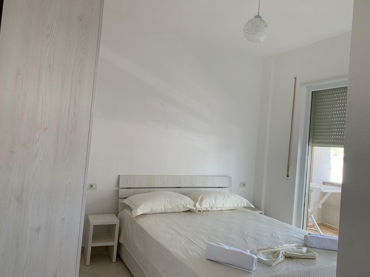 Eme Apartments - Kompleksi Lura 2 Gjiri I Lalzit Durrës Esterno foto